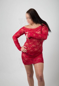  Escortgirl Adelina