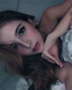  Escortgirl Janavan
