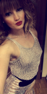  Escortgirl Carina