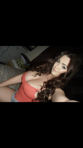  Escortgirl Berty