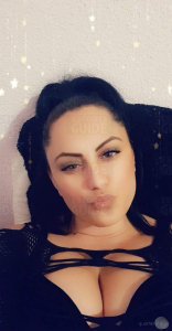 Nicole im new in town