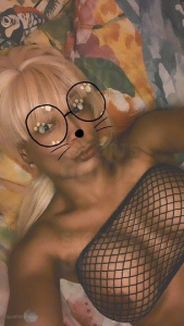 C'est moi la maîtresse suceuse de sperme !