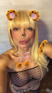 C'est moi la maîtresse suceuse de sperme !