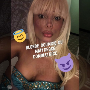 C'est moi la maîtresse suceuse de sperme !