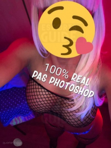 C'est moi la maîtresse suceuse de sperme !