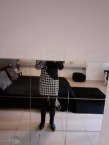 Anaïs VIP (origine belge, ventre plat, jambes minces)