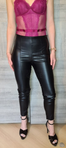 Louise 20 ans femme libre