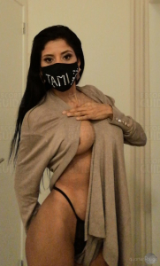 Je suis femme. Photos réelles