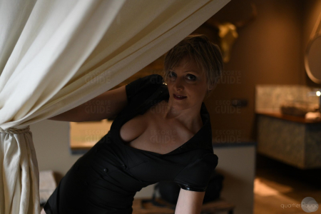 Une coquine rien que pour toi... — Luxembourg