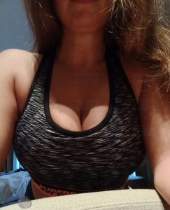 Hannah / E Cup / Squirting / Anaalqueen :)