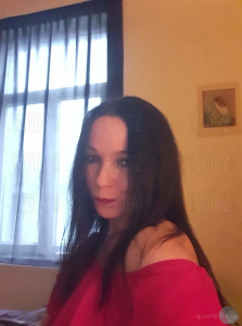 KAT reçois sur rendez-vous. Sexy et classe.