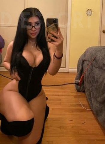 Yvona 
