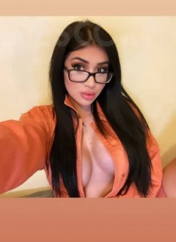 Yvona 