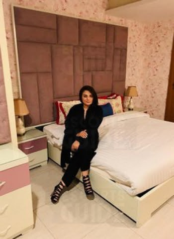 Ghazal Busty Milf 