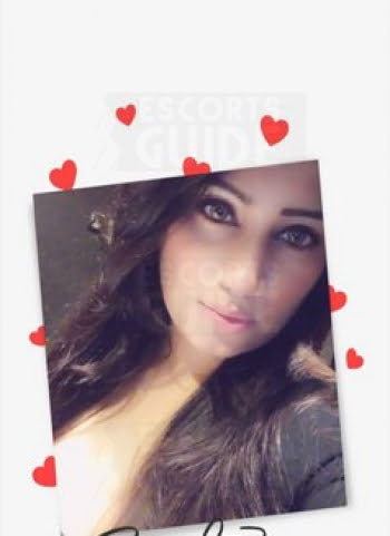 Ananya Busty Milf 