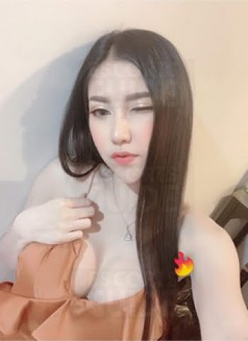 Sexy Young Girl Julie 