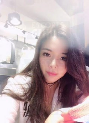 Angela 