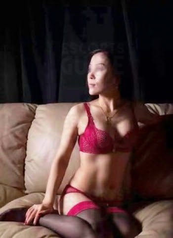 Ewa the perfect girl in Abu Dhabi 
